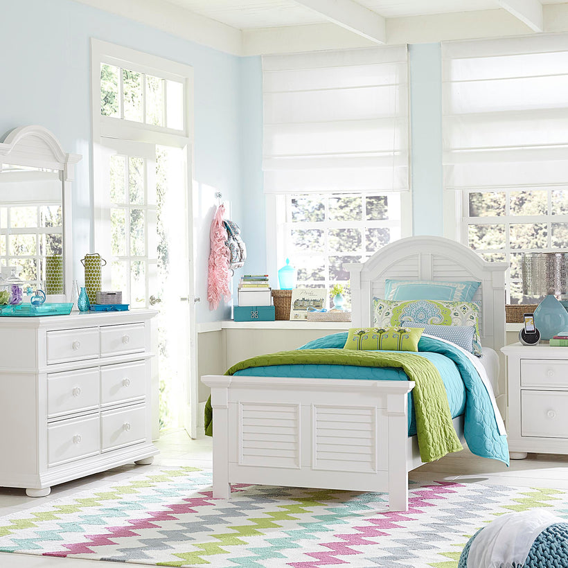 Summer House (607-YBR)