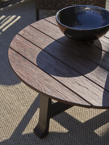 Round Cocktail Table