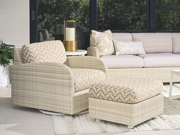 Swivel Lounge Chair