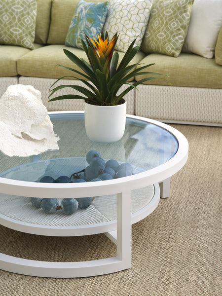 Round Cocktail Table