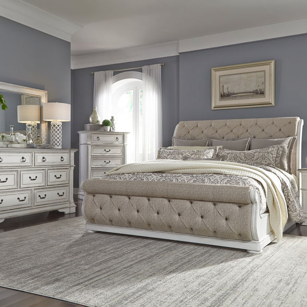 Abbey Park King California Sleigh Bed, Dresser & Mirror, Chest - 520-BR-CSLDMC