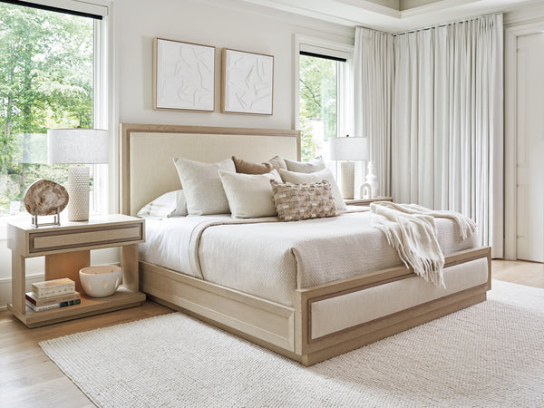 Grayson Upholstered Bed 5/0 Queen