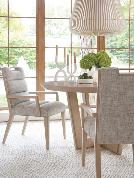 Hanson Round Dining Table