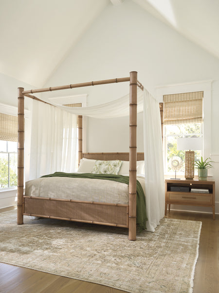 Islandia Canopy Bed 6/6 King