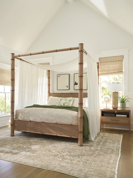 Islandia Canopy Bed 6/6 King