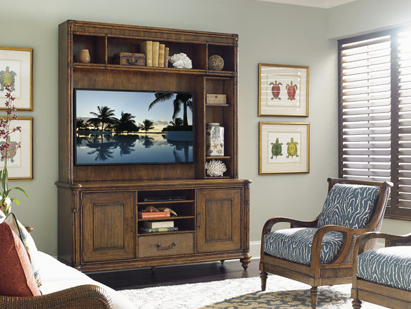 Pelican Cay Media Console