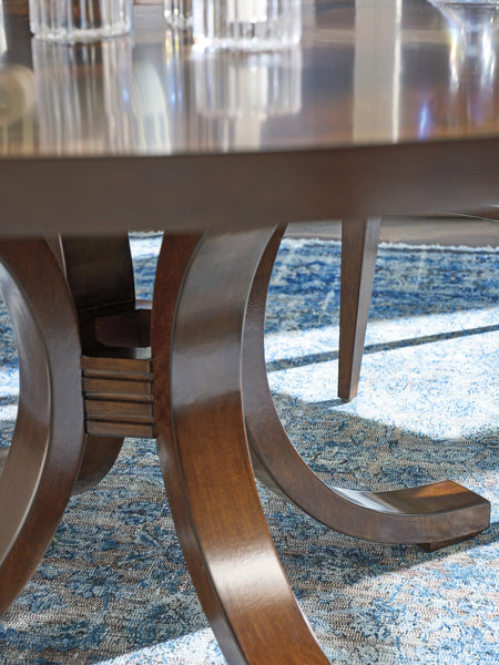 Warwick Round Dining Table