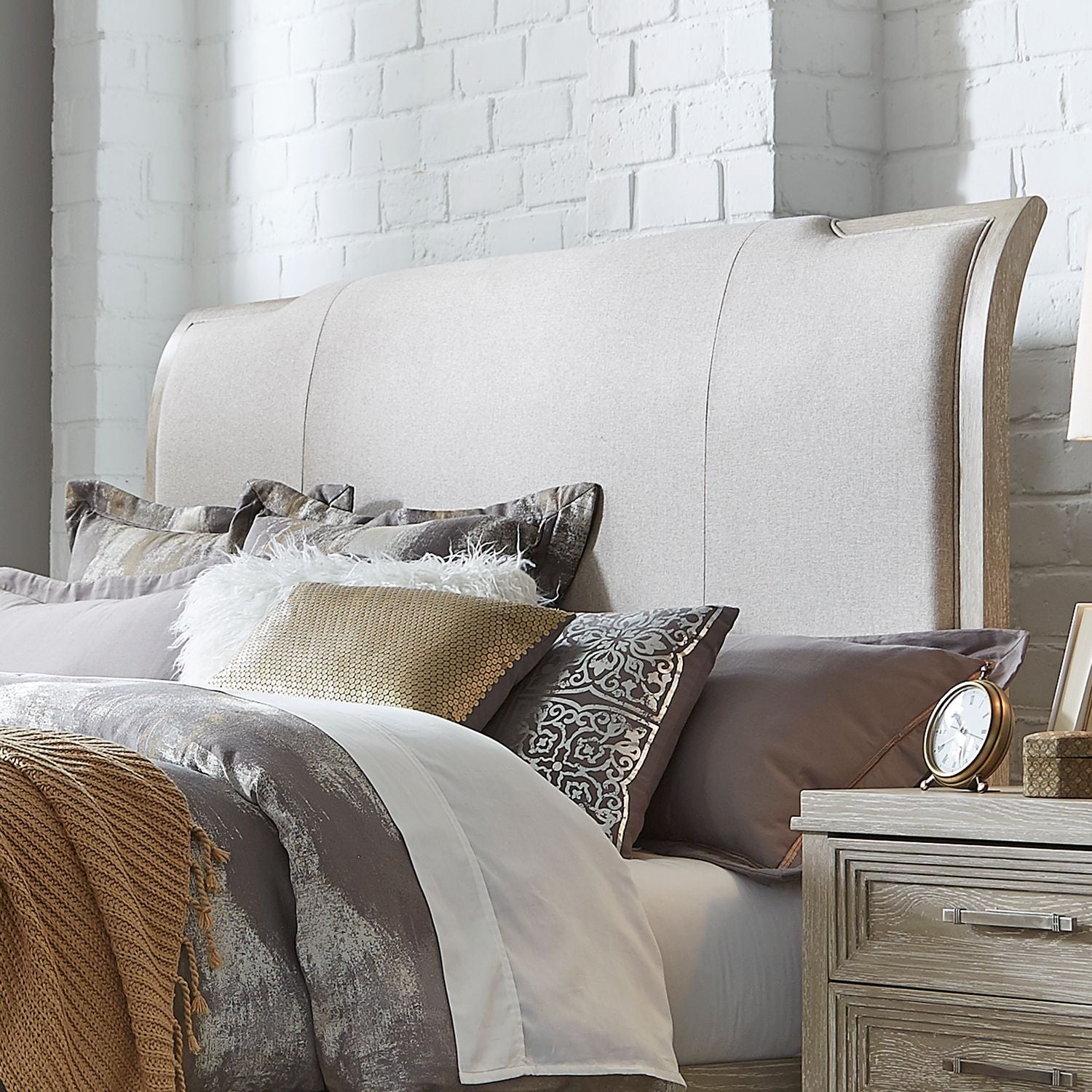 Belmar Queen Uph Sleigh Headboard