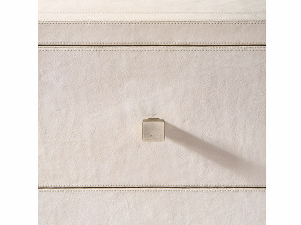 Lira Dresser