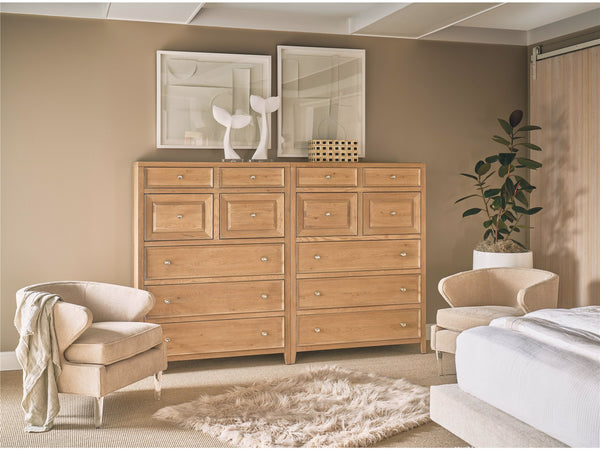 Weekender Chest