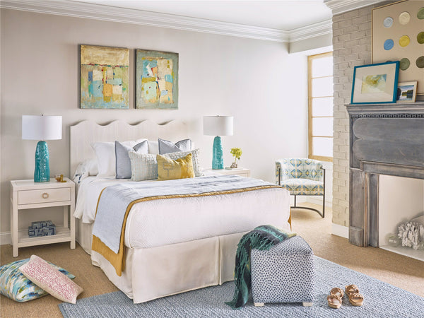 Turo Nightstand