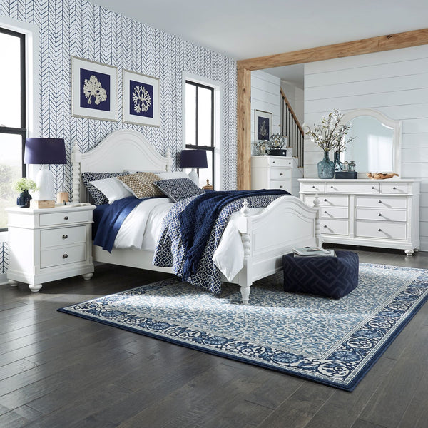 Queen Poster Bed, Dresser & Mirror, (2) Night Stand