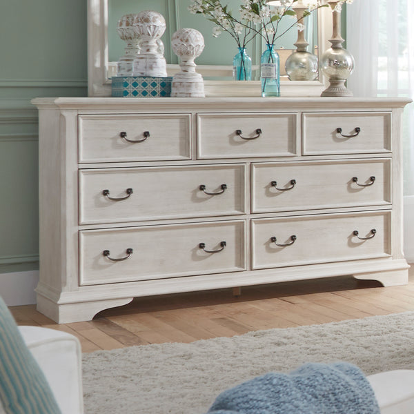Liberty Furniture 249-BR31 7 Drawer Dresser