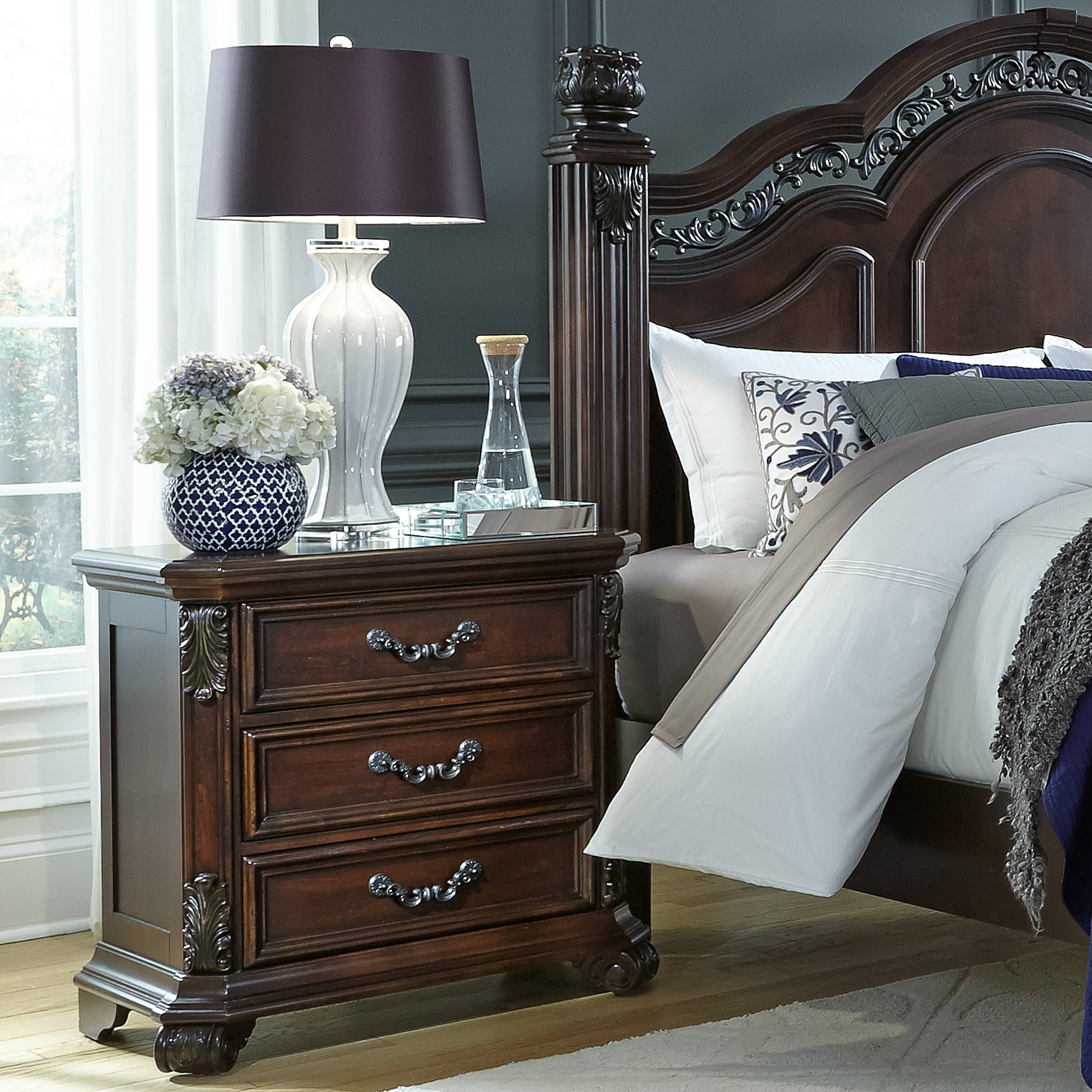 Liberty Furniture 737-BR61 3 Drawer Night Stand