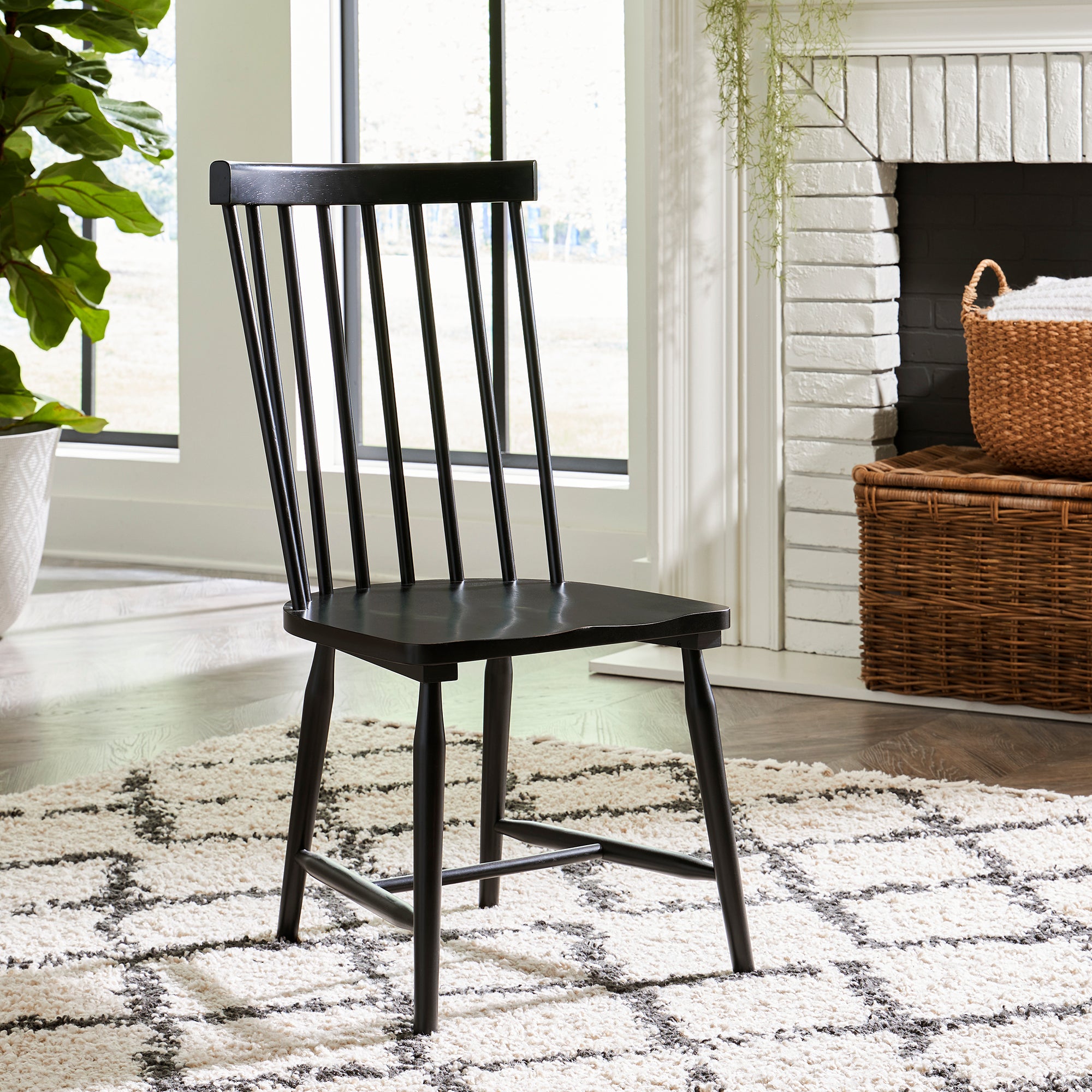 Liberty Furniture 224-C4000S-B Spindle Back Side Chair - Black (RTA)
