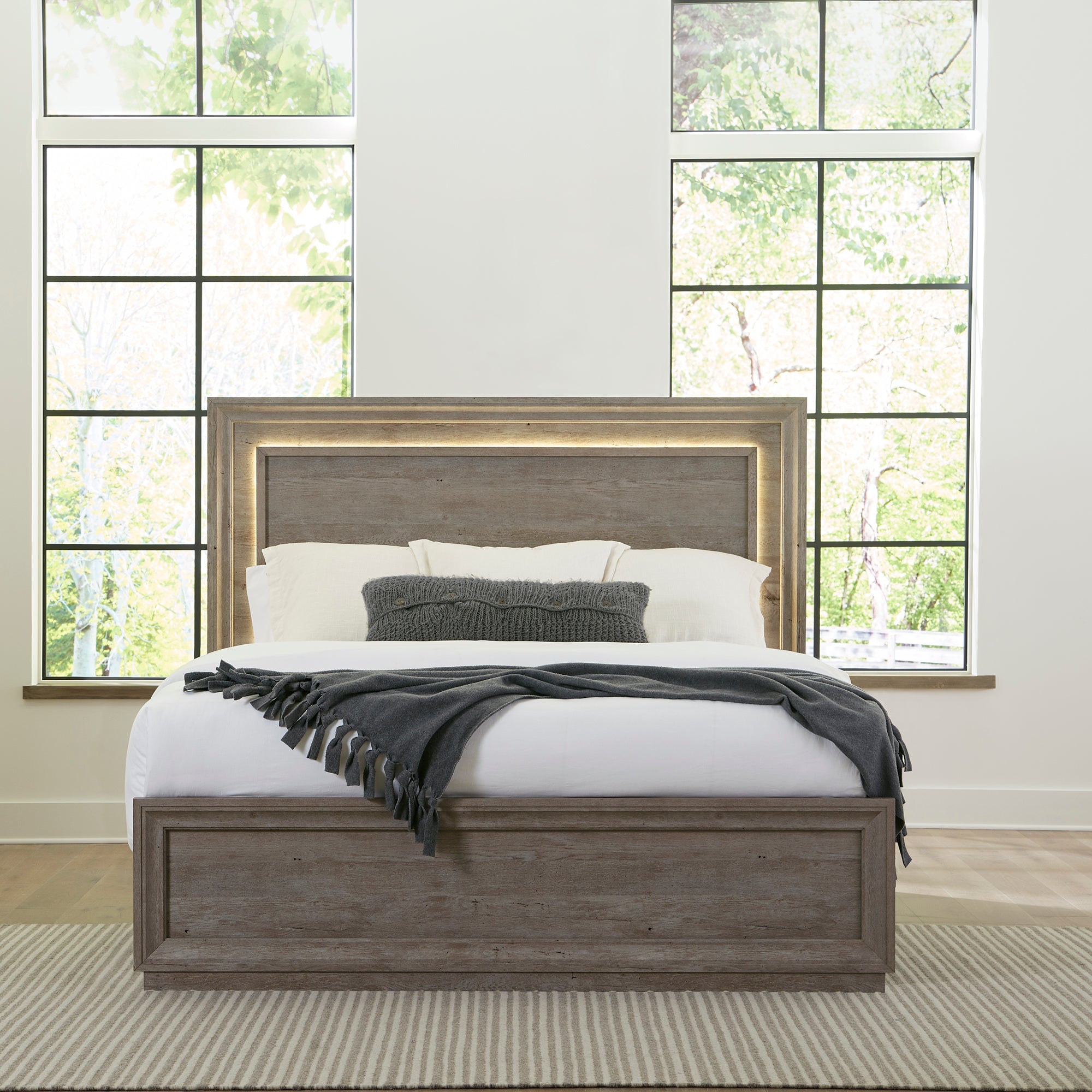 Liberty Furniture 272-BR-KPB King Panel Bed