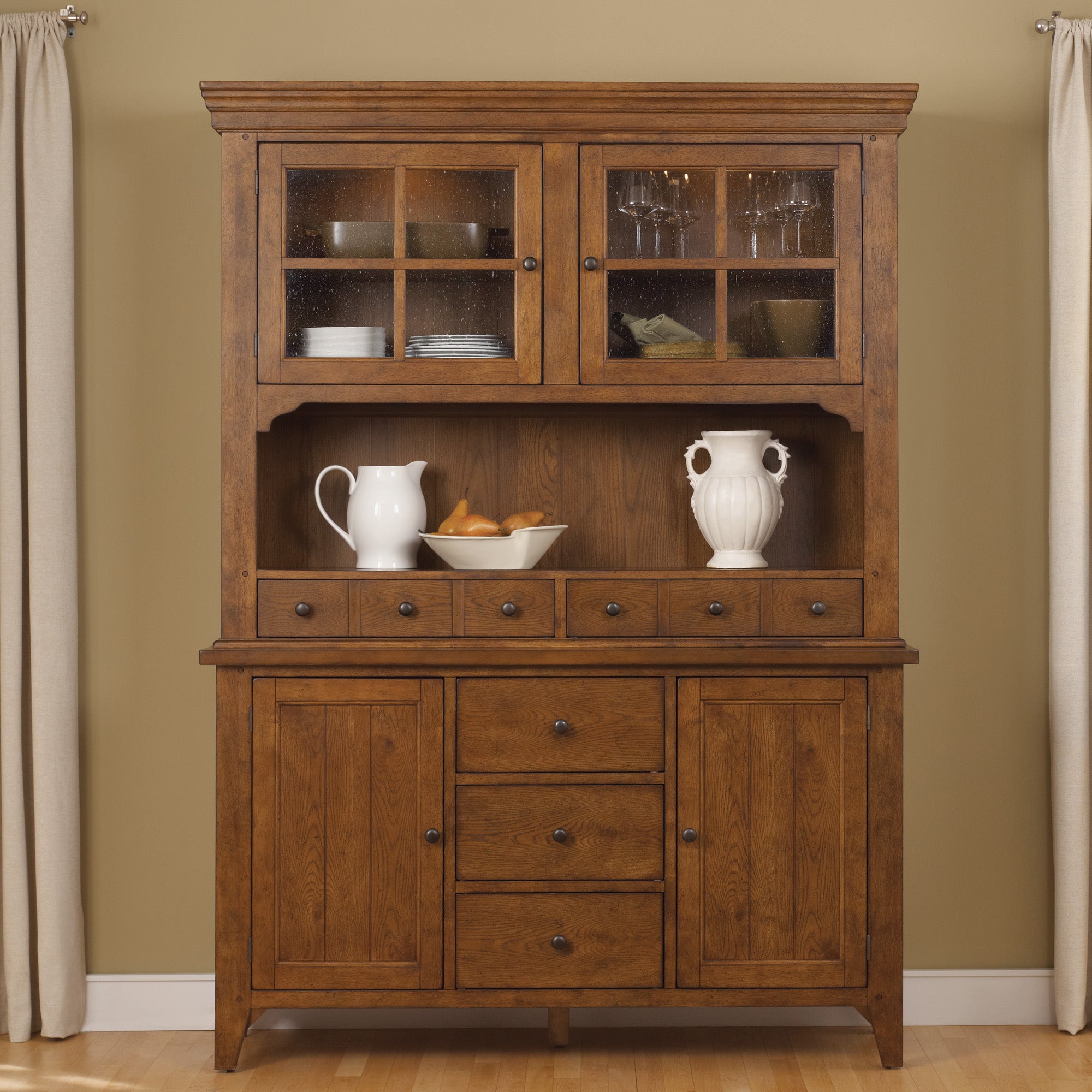 Liberty Furniture 382-DR-HB Hutch & Buffet