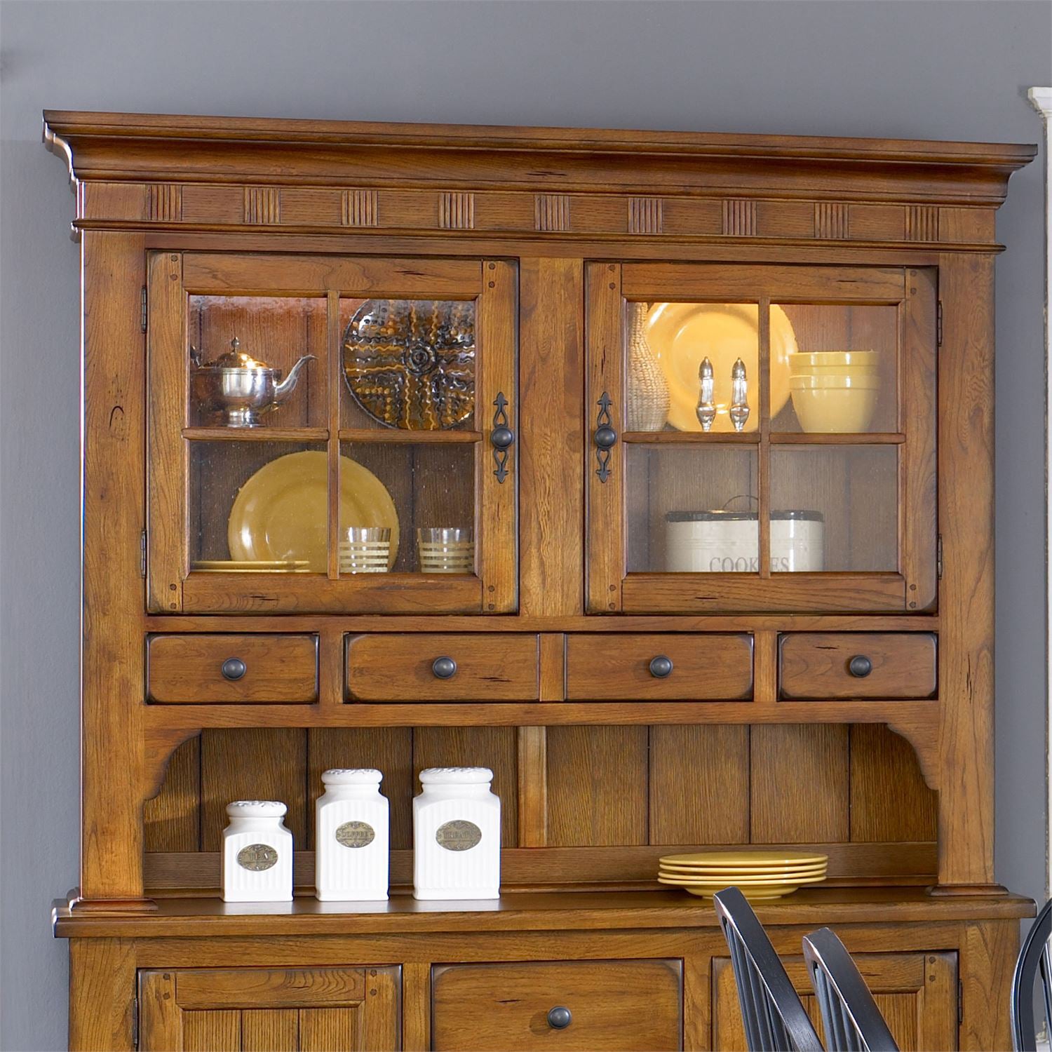 Liberty Furniture 17-CH6285 Hutch - Oak