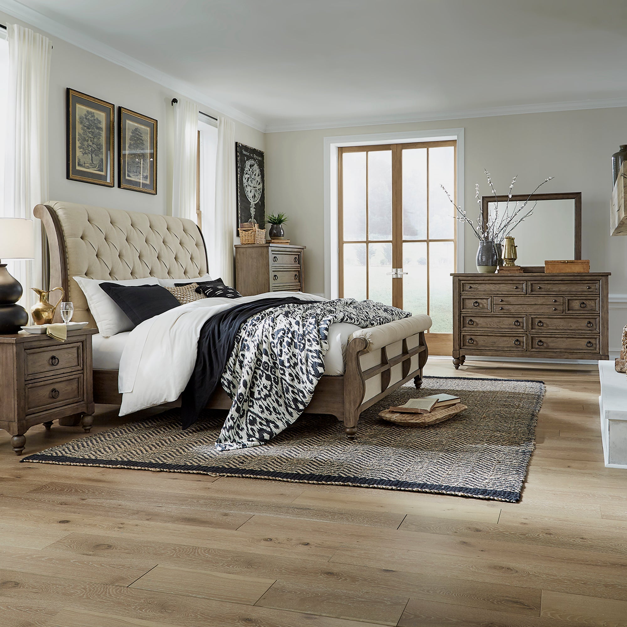 Liberty Furniture 615-BR-QSLDMCN Queen Sleigh Bed, Dresser & Mirror, Chest, N/S